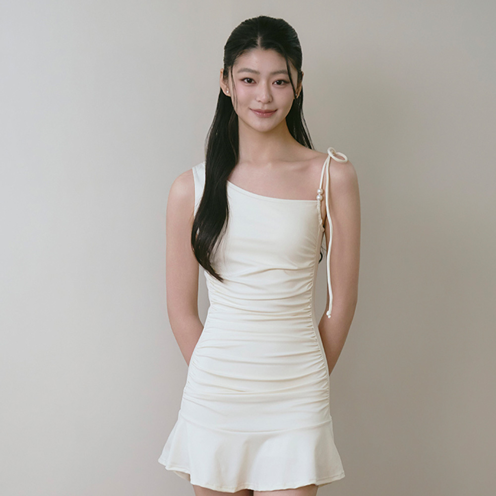 원숄더 드레이프 원피스 크림